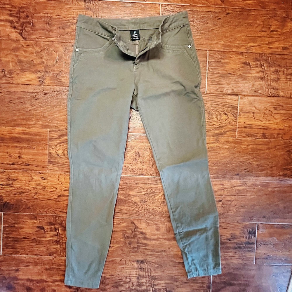 Kühl Short Green Pants